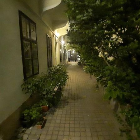 Happy Apartment In The Heart Of Budapest With 2 Rooms 外观 照片