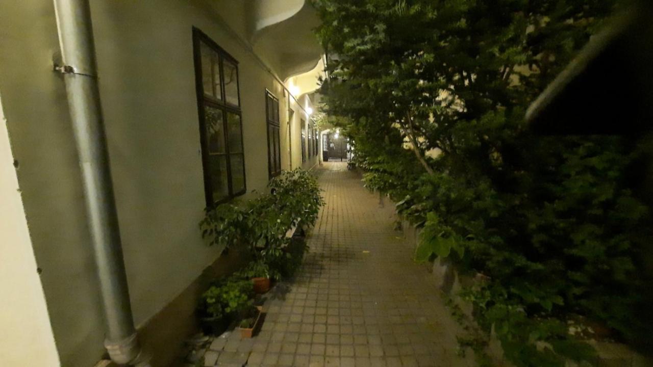 Happy Apartment In The Heart Of Budapest With 2 Rooms 外观 照片