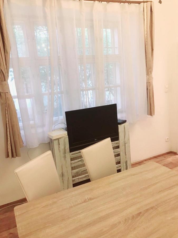 Happy Apartment In The Heart Of Budapest With 2 Rooms 外观 照片